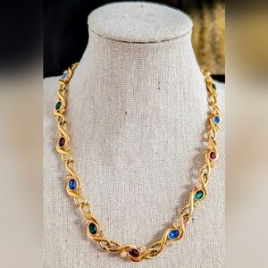 EUC Vintage Swarovski Crystal Gold Tone Necklace